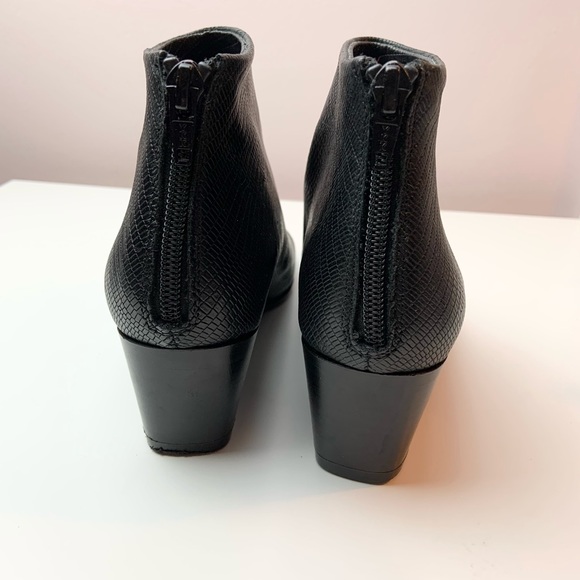 Sesto Meucci Reptilian Leather Zippered Booties - Picture 4 of 6